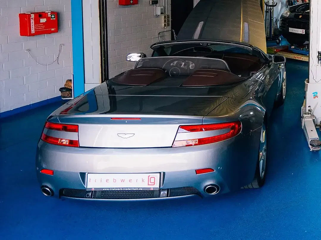 Jaguar F-Type R-Dynamic - foto 15
