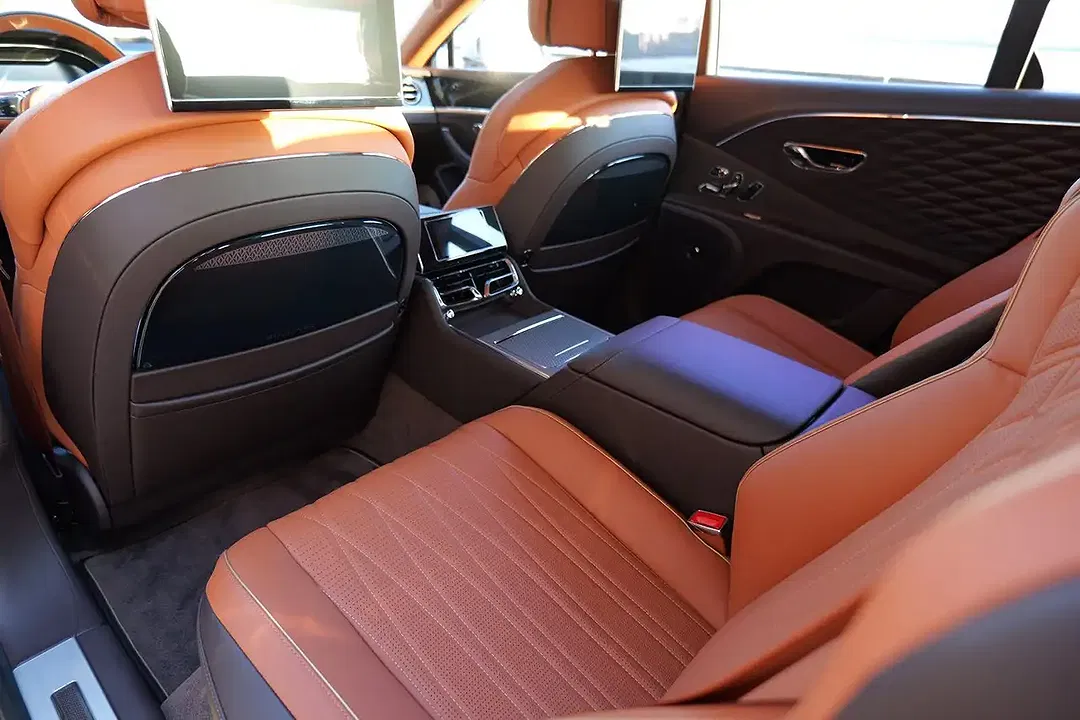 Bentley Flying Spur 6.0 W12 - foto 15