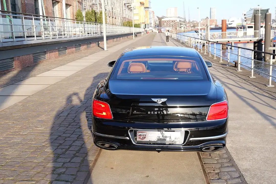 Bentley Flying Spur 6.0 W12 - Thumbnail 5