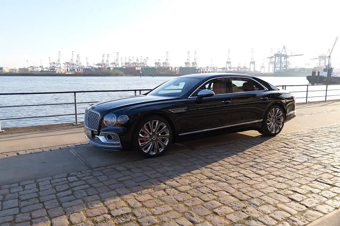 Bentley Flying Spur 6.0 W12 - Thumbnail 8