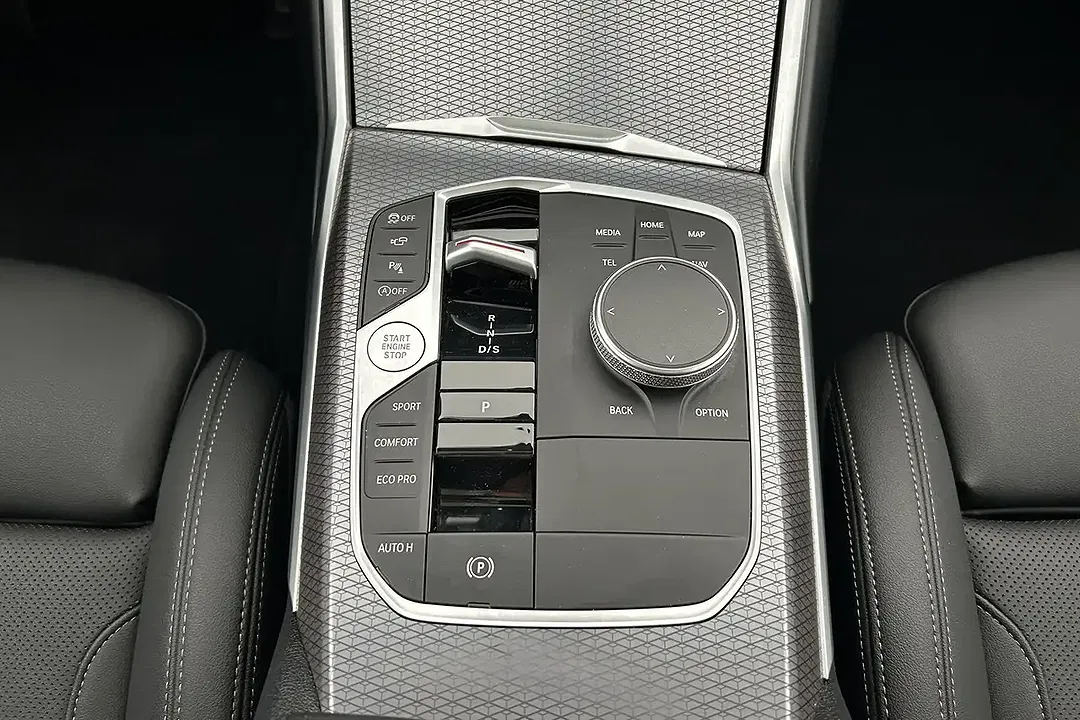 BMW 320 M Sport - Thumbnail 13