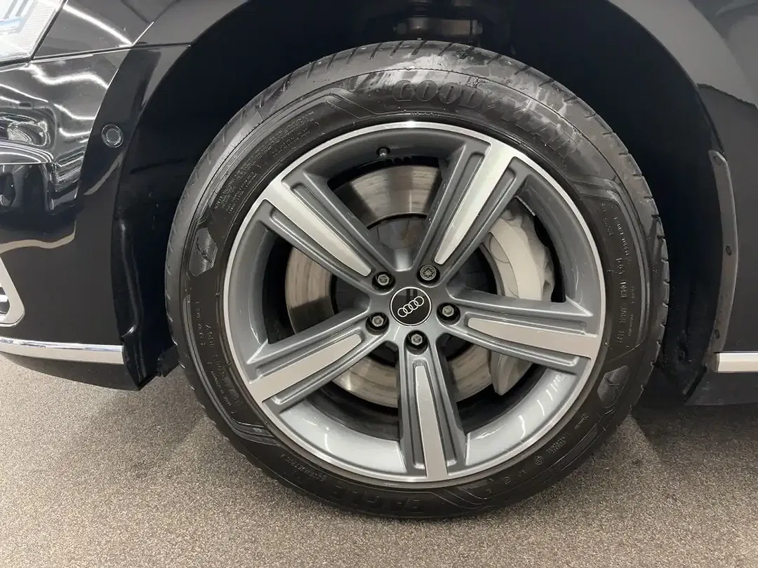 Audi A8 60 TFSI e tiptronic quattro Matrix LED - foto 12