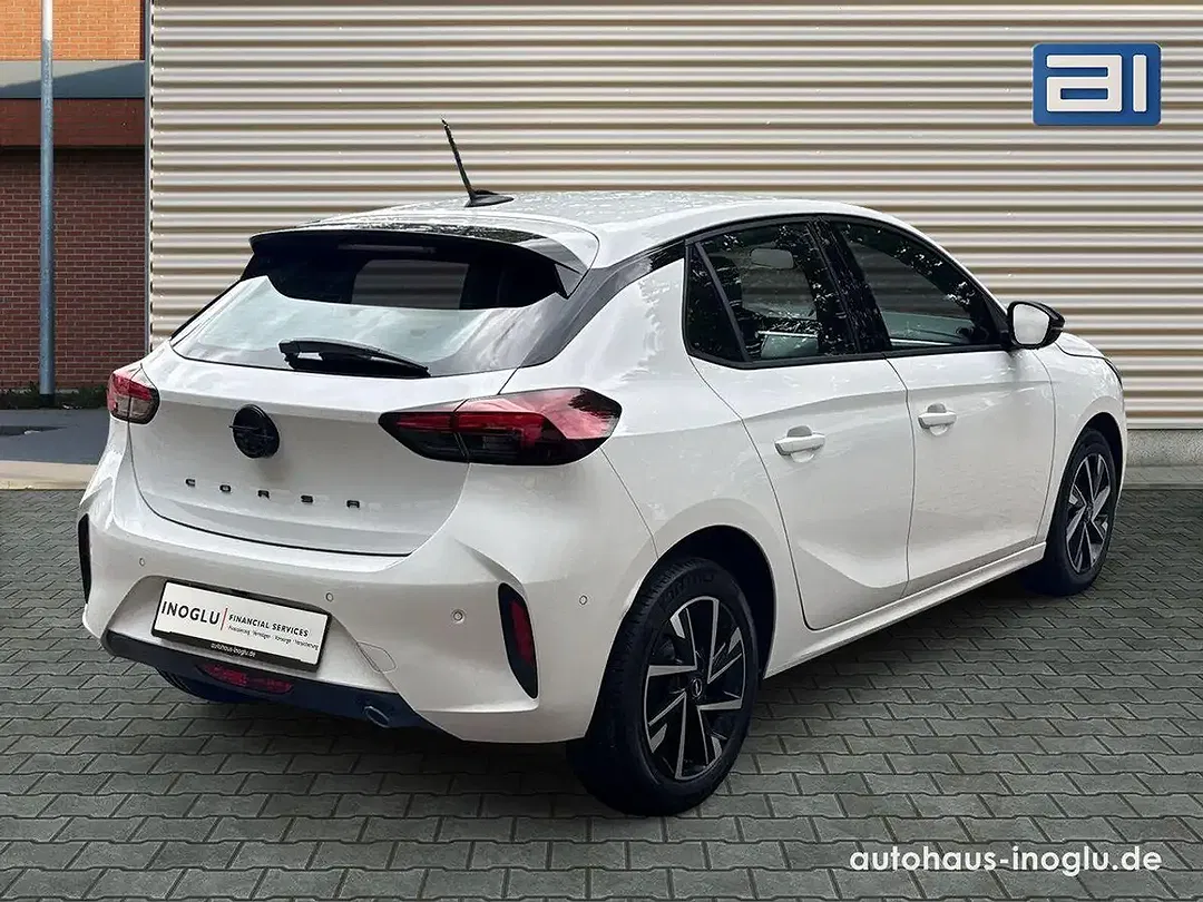 Opel Corsa 1.2 GS - Thumbnail 9
