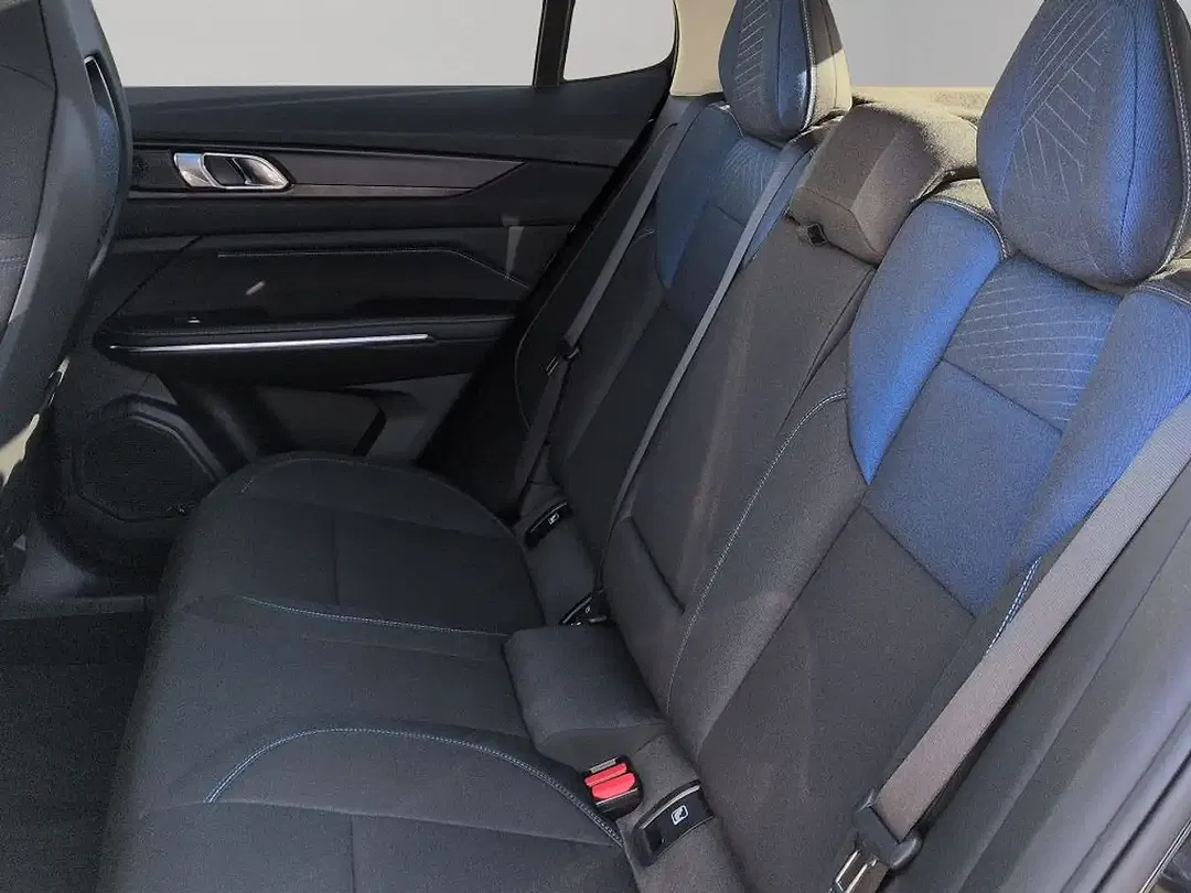 Lynk & Co 01 - Thumbnail 9