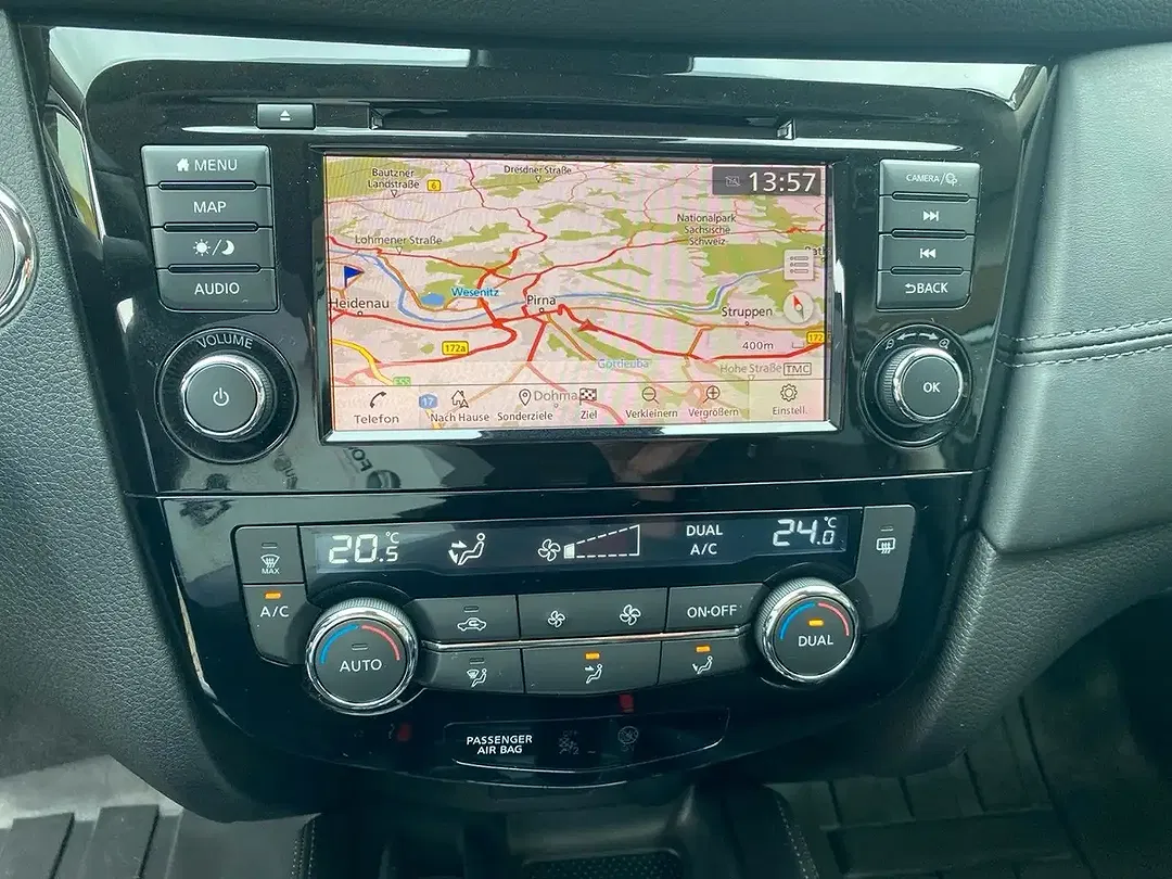 Nissan X-Trail N-Connecta - Thumbnail 10