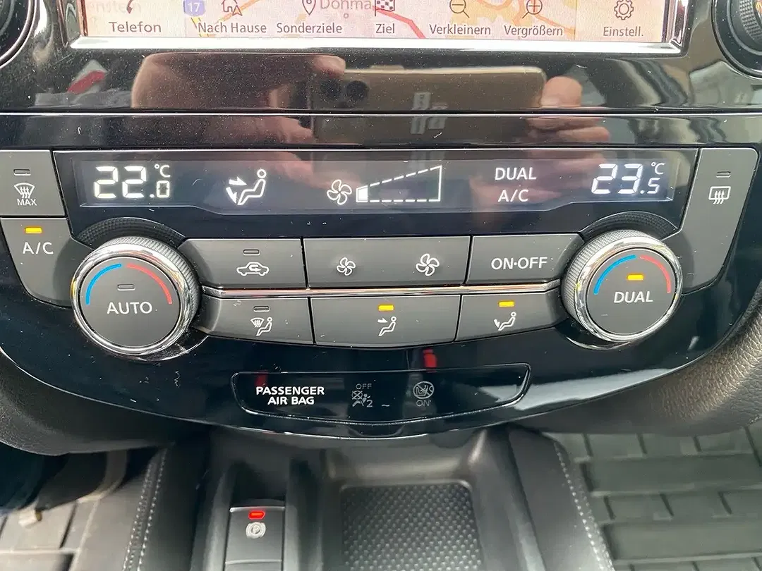 Nissan X-Trail N-Connecta - Thumbnail 11