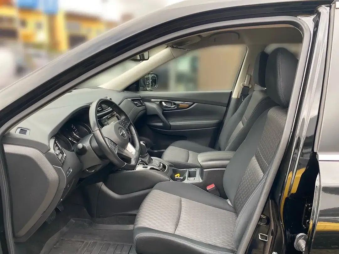 Nissan X-Trail N-Connecta - Thumbnail 6