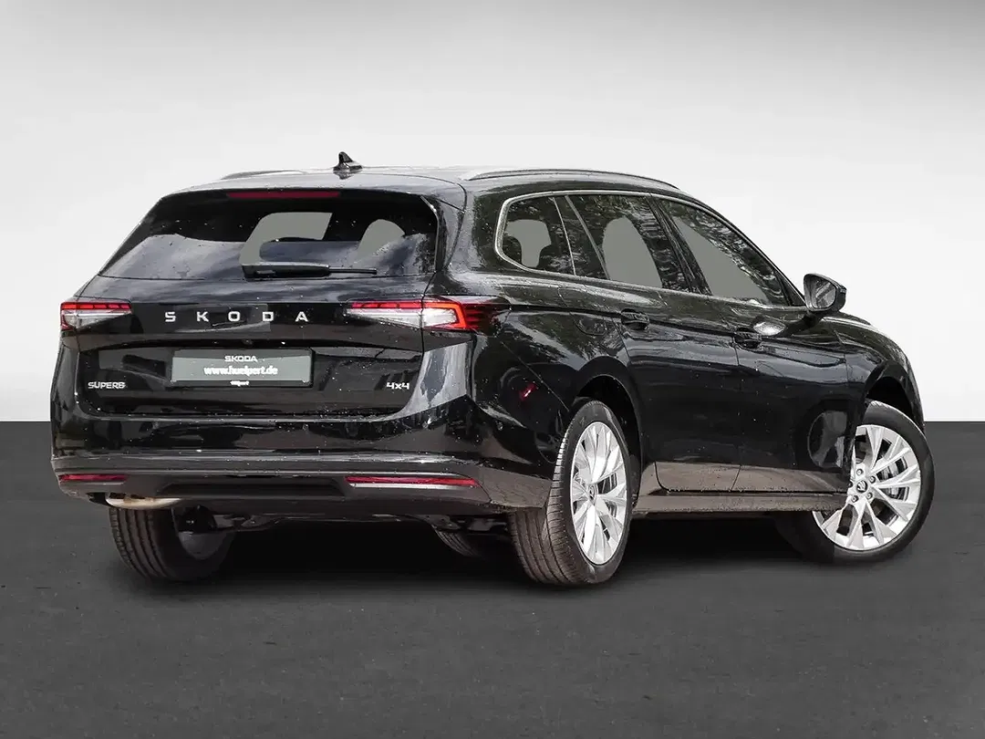 Skoda Superb 2.0 DSG 4x4 Combi Selection - Thumbnail 2