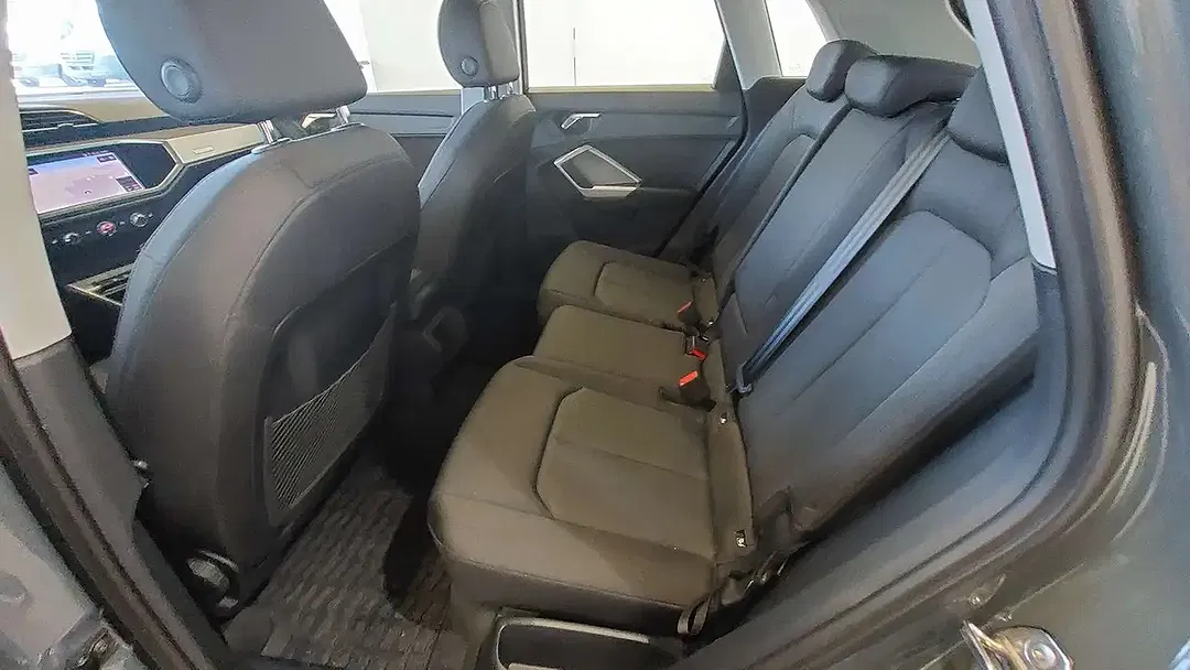 Audi Q3 35 TDI - Thumbnail 14