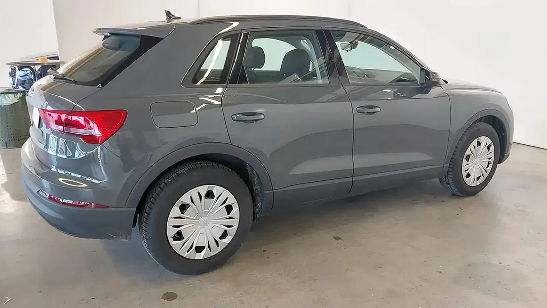 Audi Q3 35 TDI - Thumbnail 3