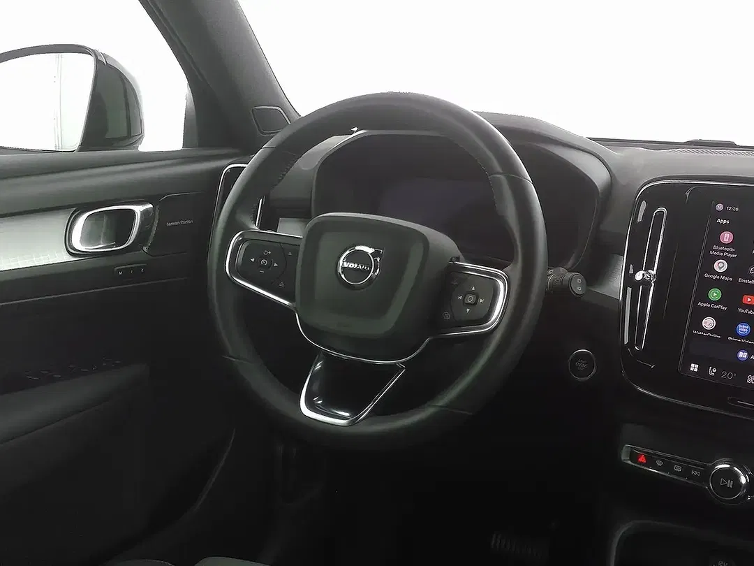 Volvo XC40 B4 Geartronic Plus Dark - Thumbnail 4