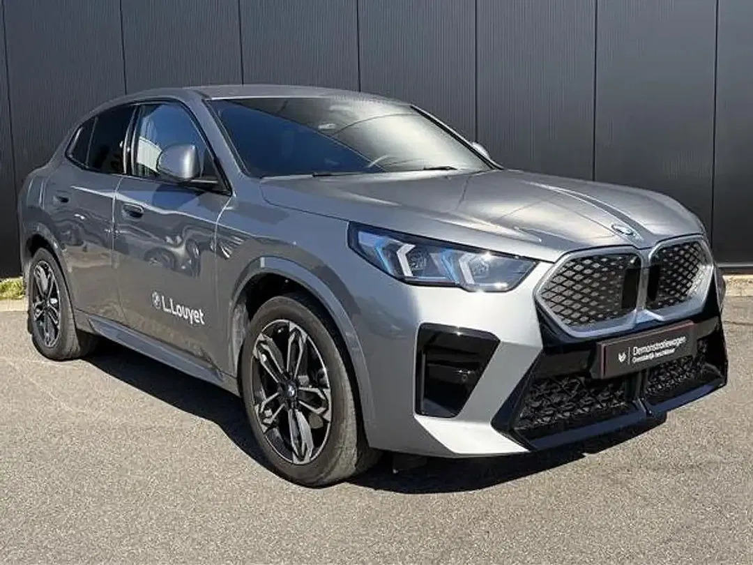 BMW iX2 eDrive M Edition M Sport Premium - foto 1