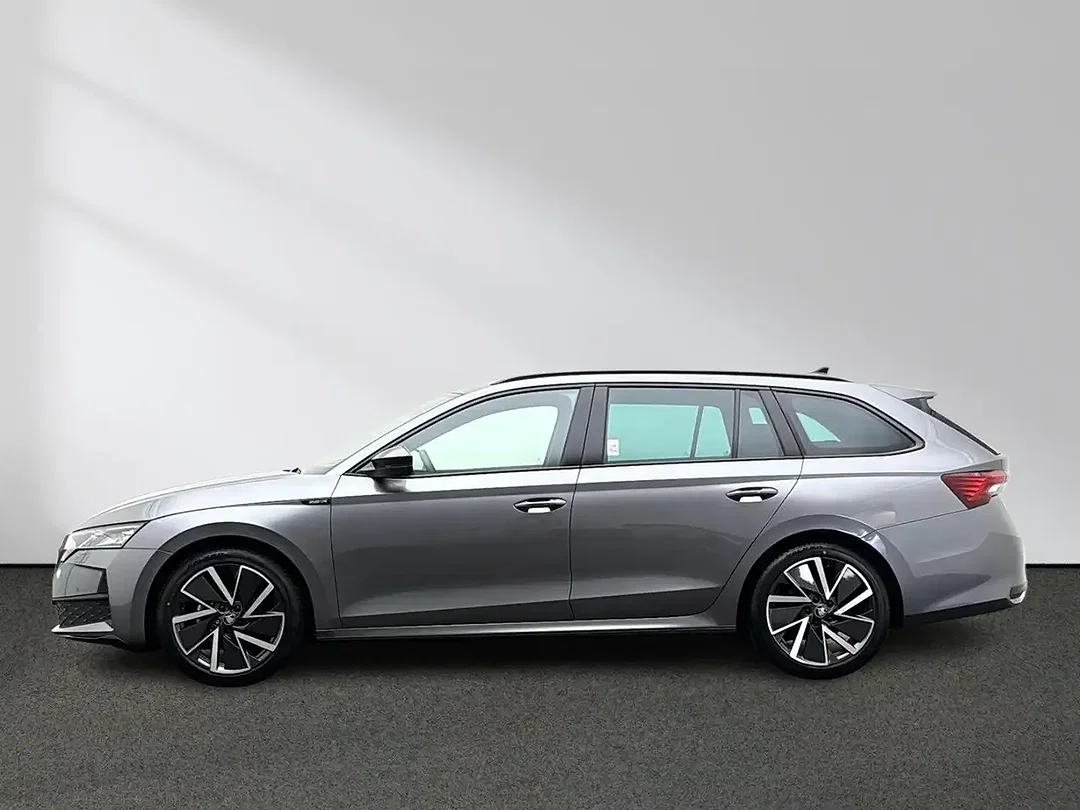 Skoda Octavia 2.0 TDI DSG Combi Sportline - Afbeelding 1