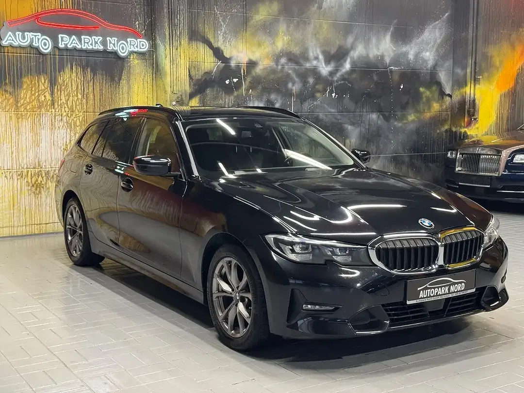 BMW 318 AUT Touring Sport Line - Thumbnail 3