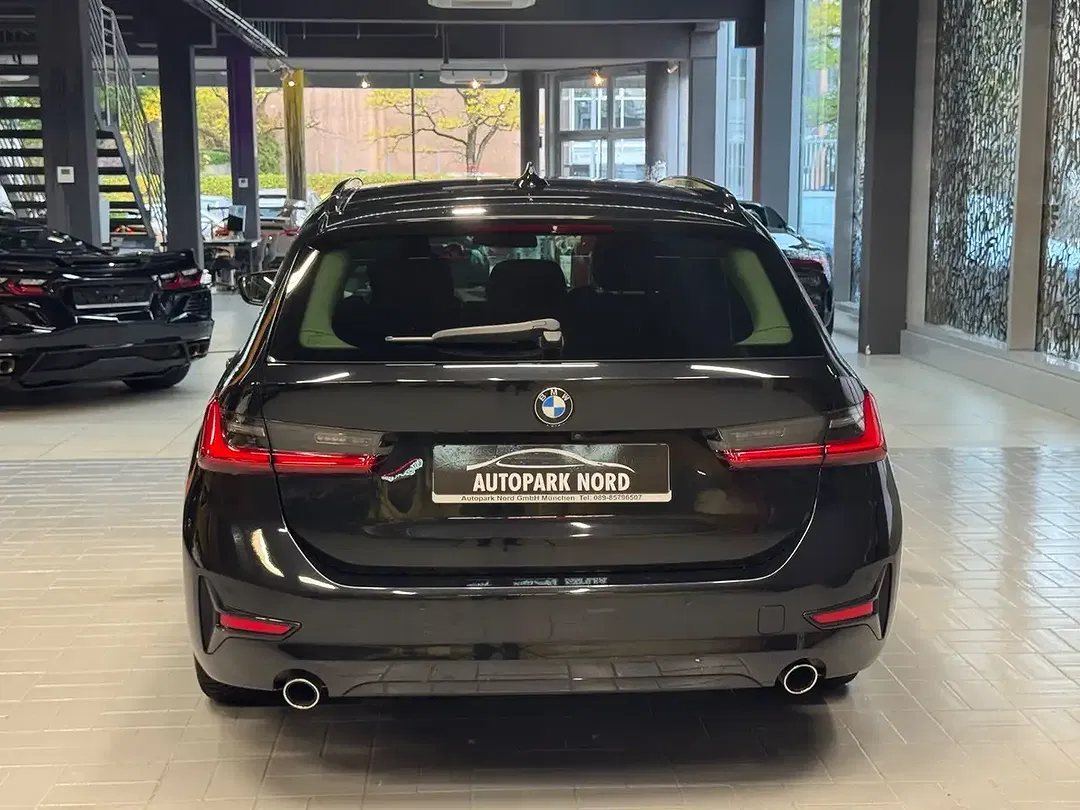 BMW 318 AUT Touring Sport Line - Thumbnail 5