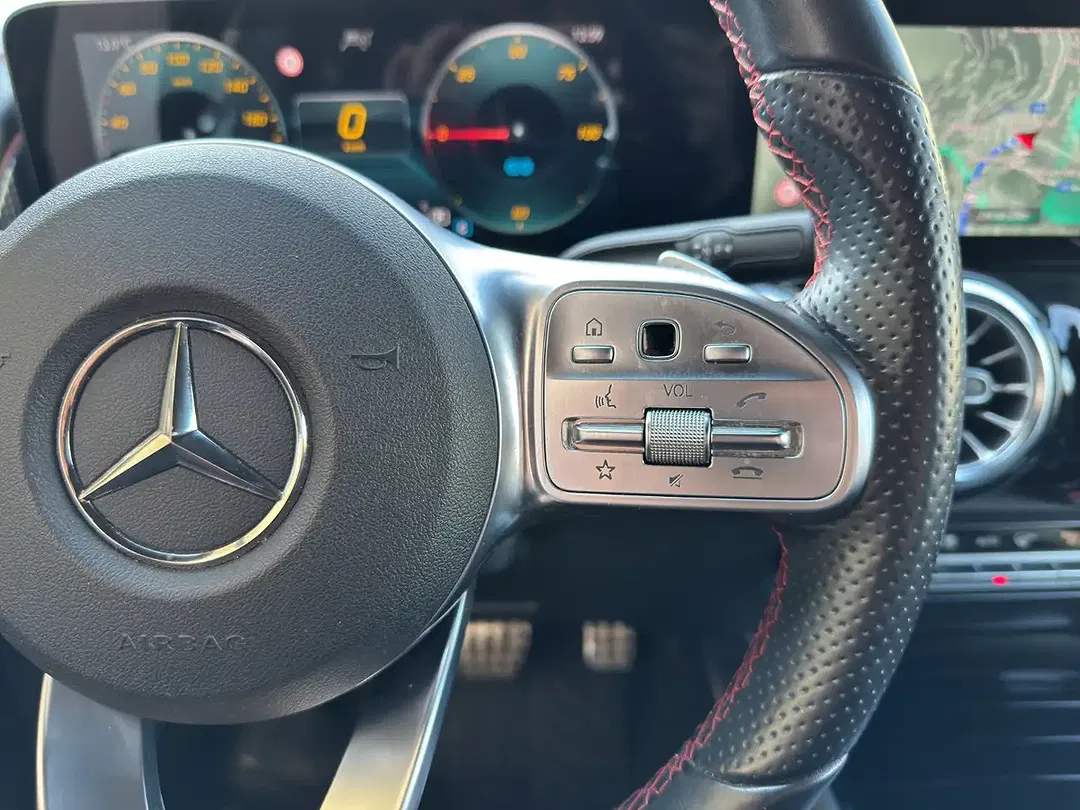 Mercedes-Benz EQB 300 4MATIC - Thumbnail 15