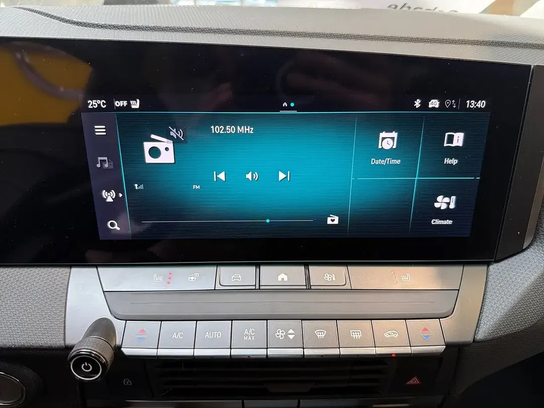 Opel Astra 1.2 Turbo GS - Thumbnail 14