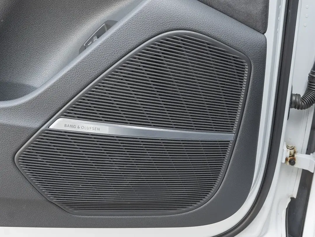 Audi Q7 55 TFSI e Matrix LED S line sport - Thumbnail 14