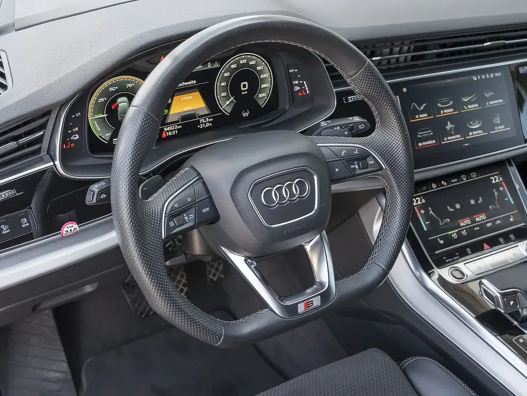 Audi Q7 55 TFSI e Matrix LED S line sport - foto 15
