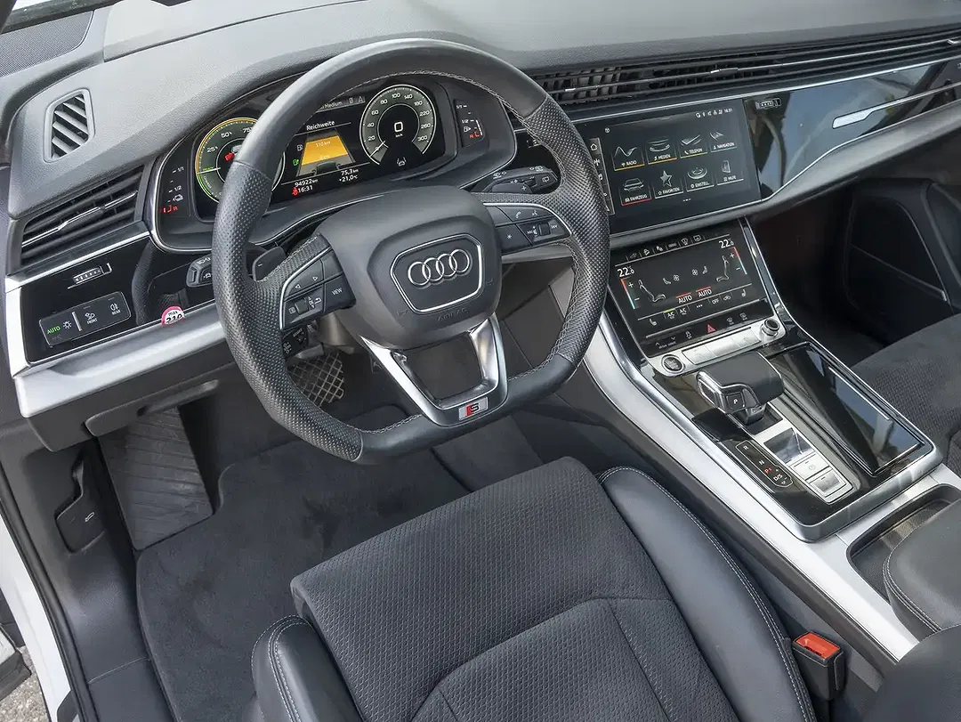 Audi Q7 55 TFSI e Matrix LED S line sport - Thumbnail 6