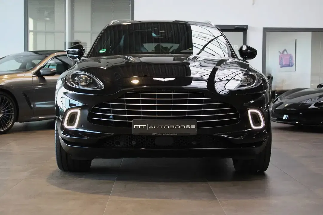 Aston Martin DBX 4.0 V8 - Thumbnail 11