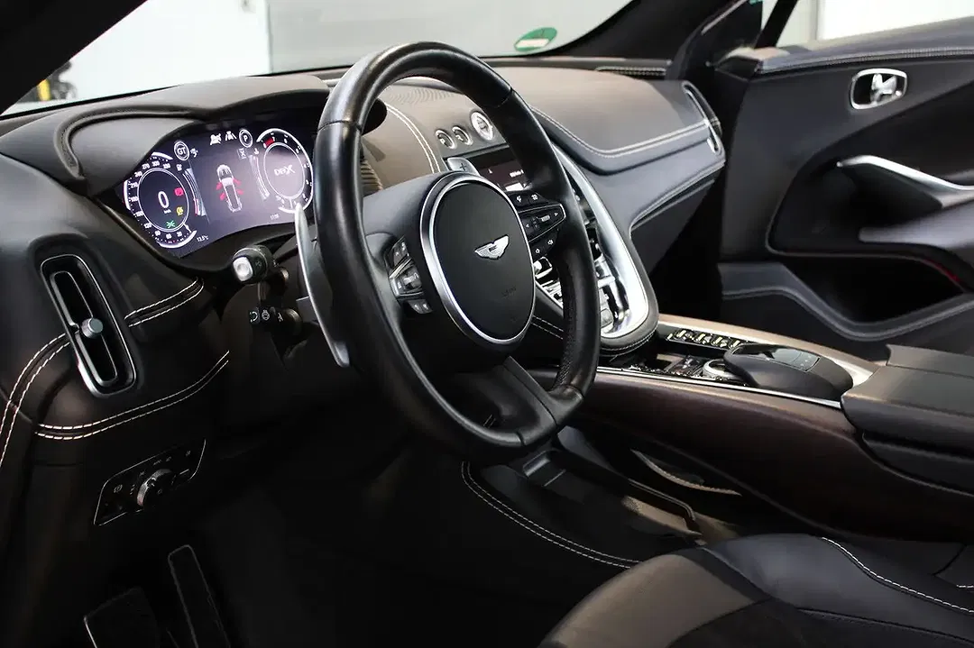 Aston Martin DBX 4.0 V8 - foto 2