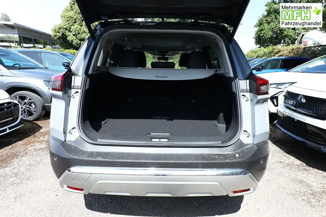 Nissan X-Trail Tekna - Thumbnail 10