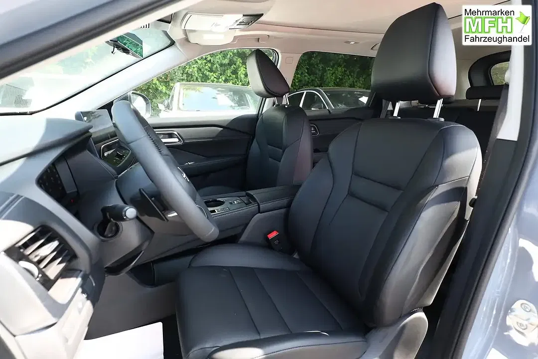 Nissan X-Trail Tekna - Thumbnail 5