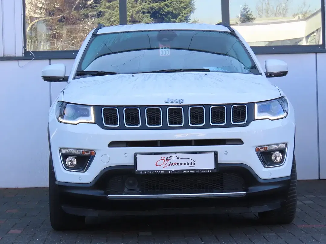 Jeep Compass 1.3 GSE - foto 2