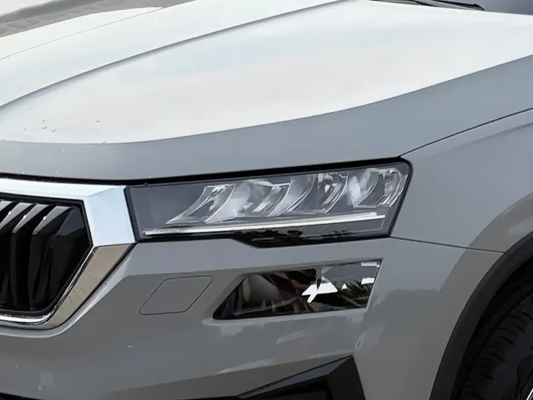 Skoda Karoq 1.5 TSI DSG Selection - Thumbnail 12