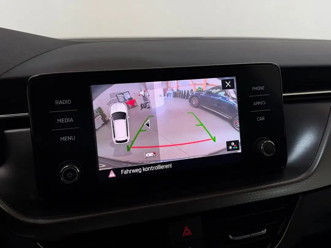 Skoda Kamiq Clever - Thumbnail 14