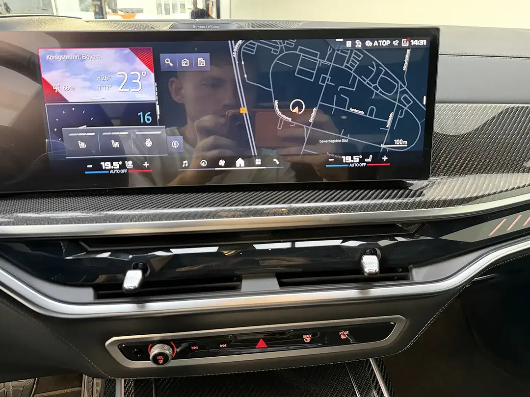 BMW X7 M - Thumbnail 10