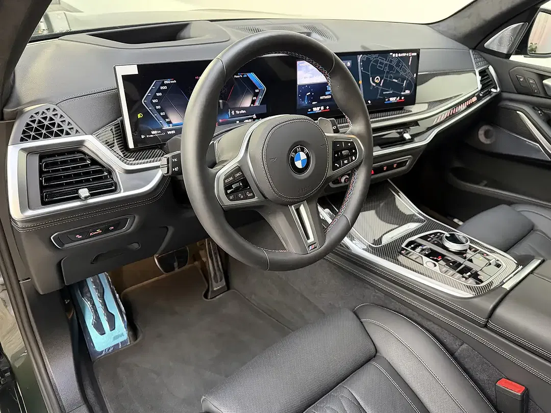 BMW X7 M - Thumbnail 7