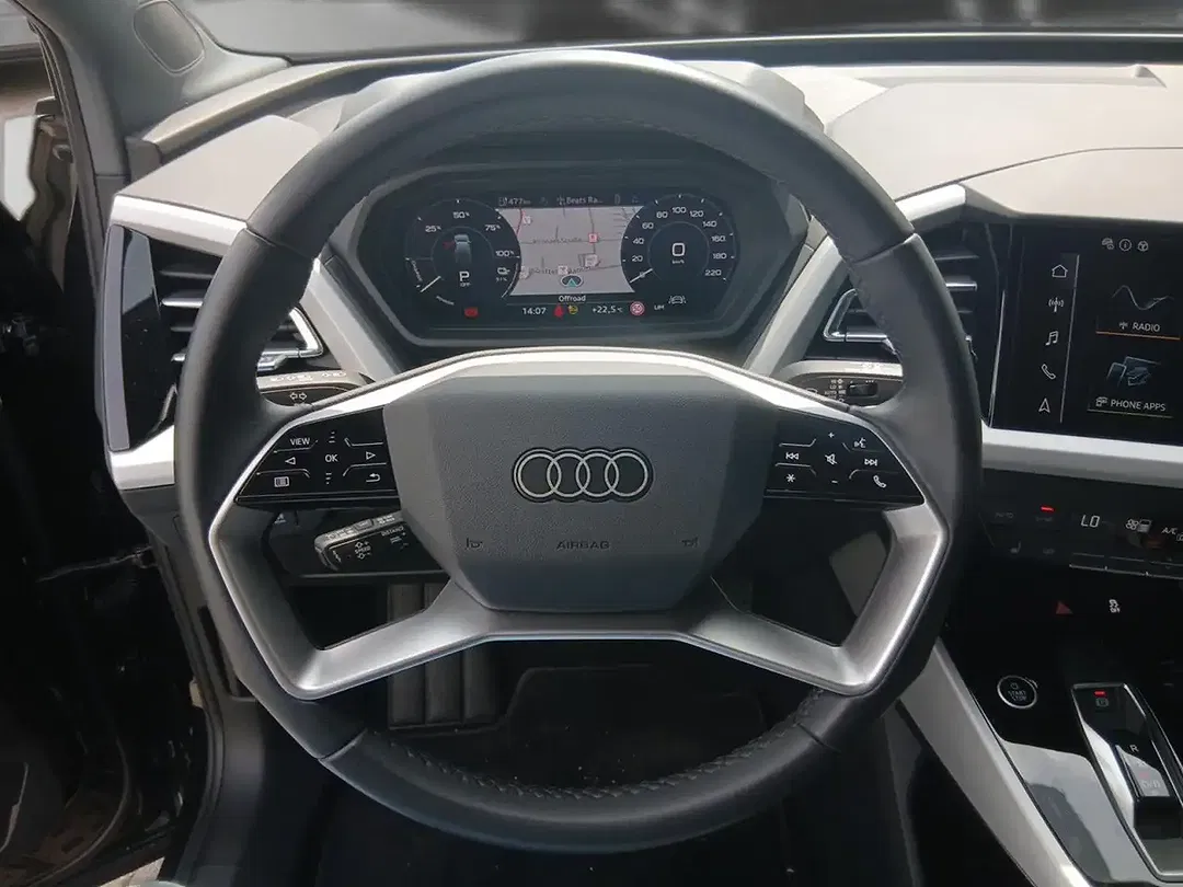 Audi Q4 e-tron 45 quattro - Thumbnail 11