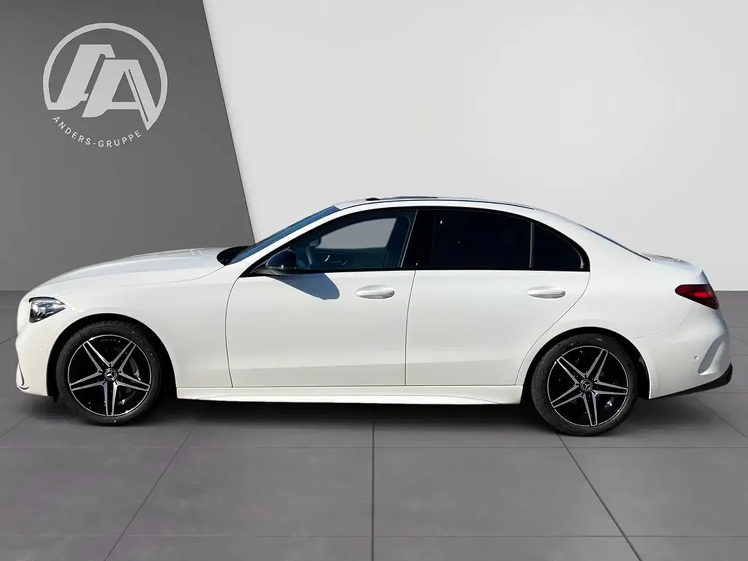 Mercedes-Benz C 180 AMG - Thumbnail 1