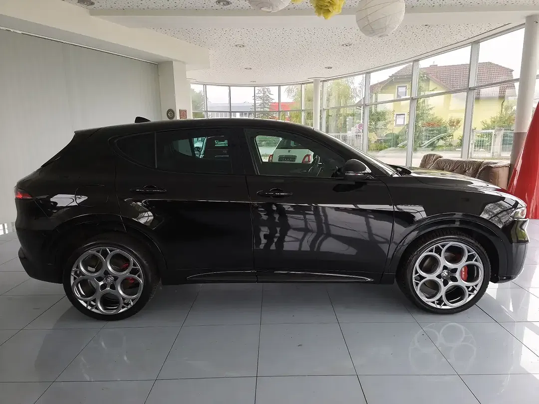 Alfa Romeo Tonale - Thumbnail 4