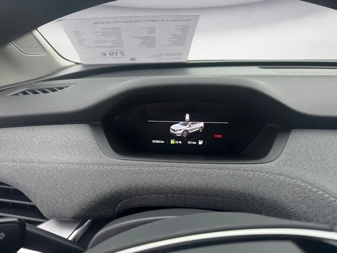 Skoda Enyaq 50 iV - Thumbnail 10