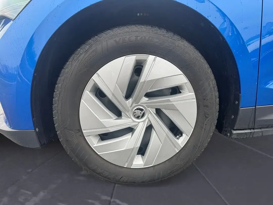 Skoda Enyaq 50 iV - Thumbnail 12