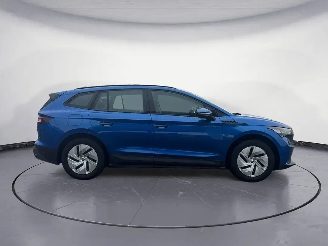 Skoda Enyaq 50 iV - Thumbnail 6