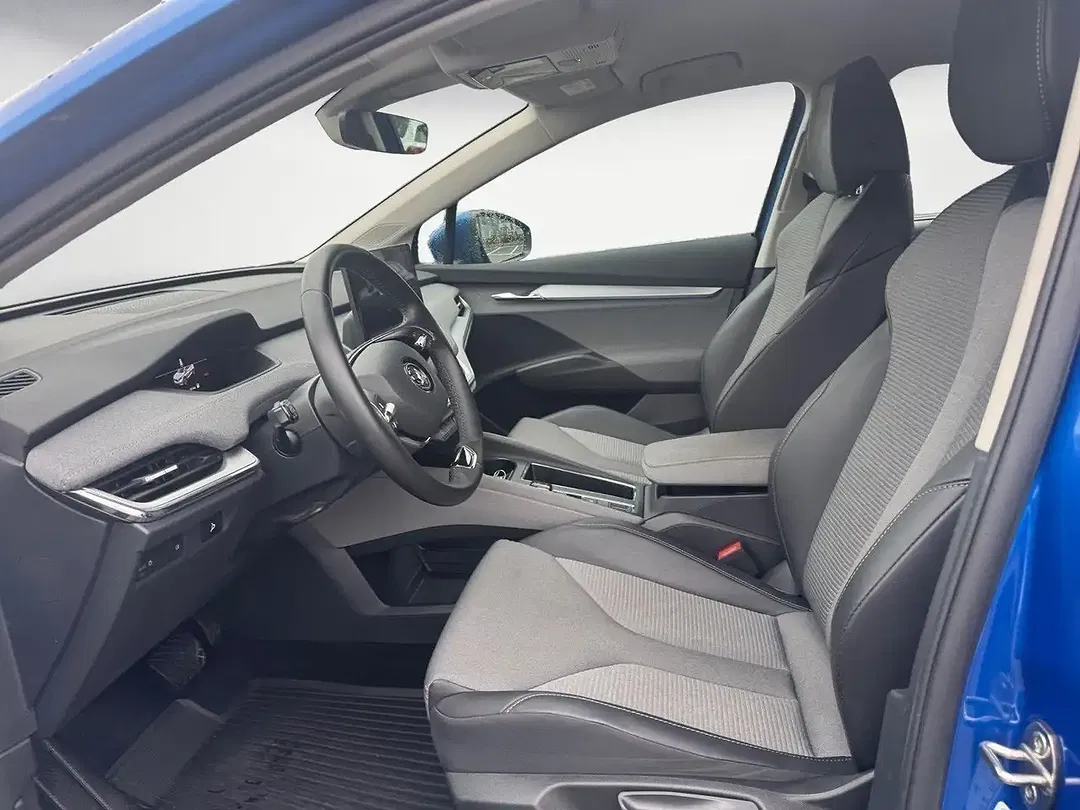 Skoda Enyaq 50 iV - Thumbnail 8