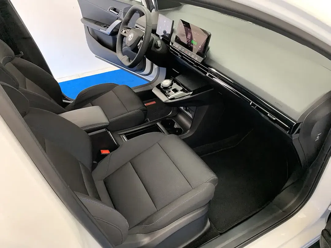 MG MG4 - Thumbnail 10