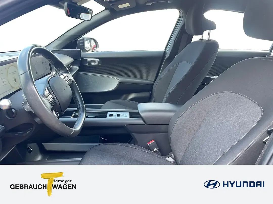 Hyundai IONIQ 6 - Thumbnail 10