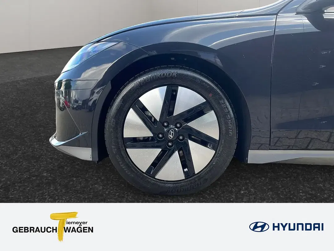 Hyundai IONIQ 6 - Thumbnail 9
