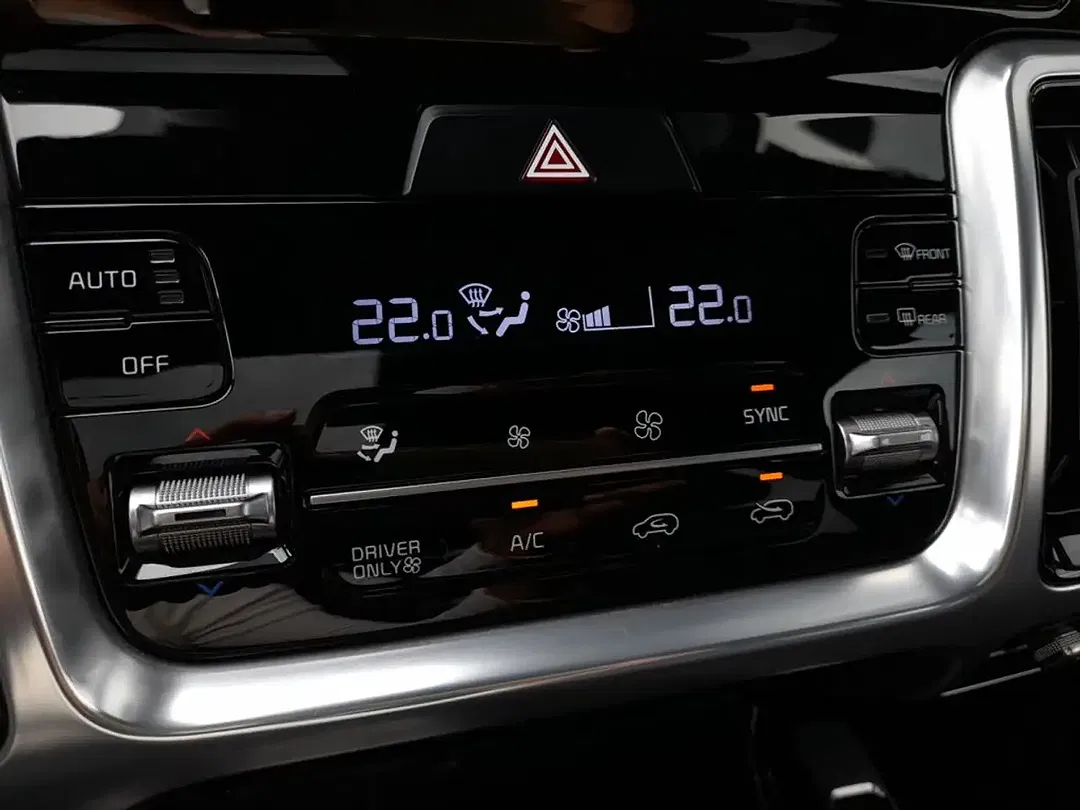 Kia Sorento PHEV 4WD Platinum - Thumbnail 7