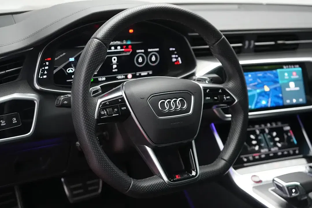 Audi RS7 4.0 TFSI quattro - Thumbnail 10