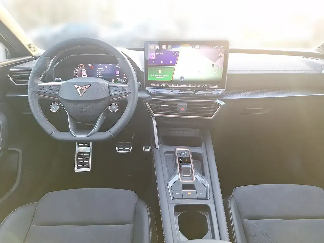 CUPRA Leon 1.5 eTSI DSG Matrix LED - Thumbnail 9