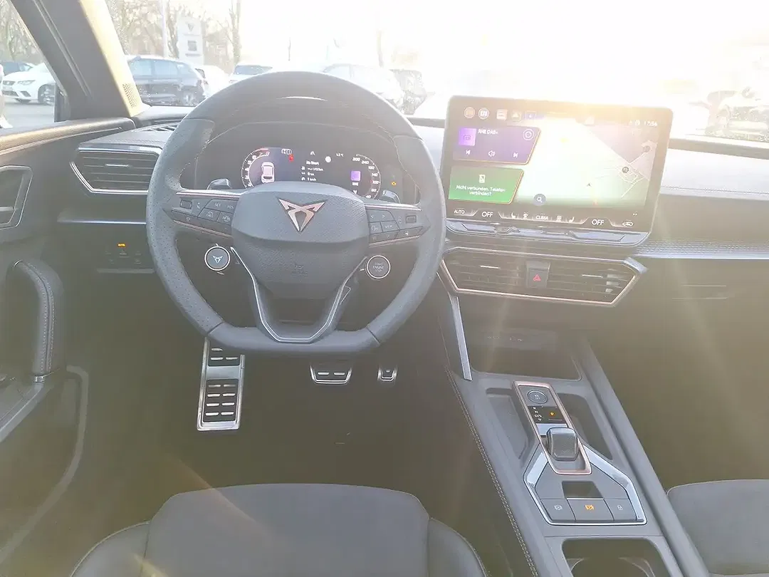 CUPRA Leon 1.5 eTSI DSG Matrix LED - Thumbnail 10