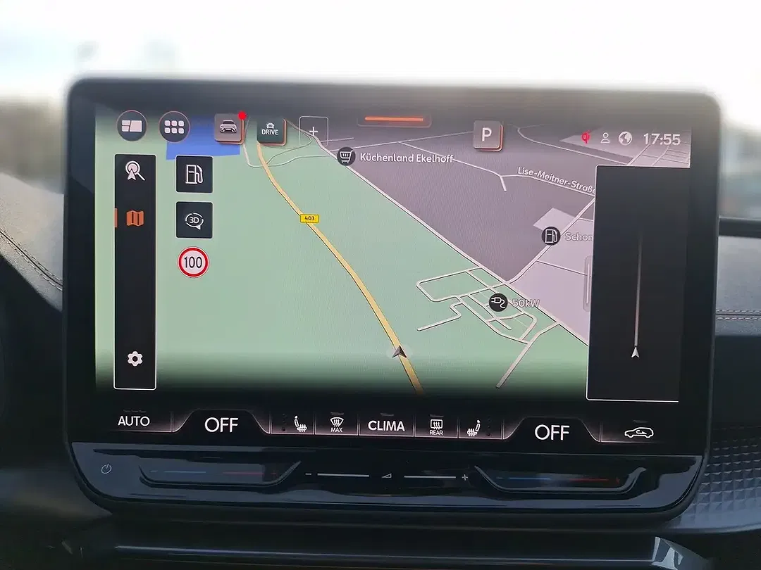 CUPRA Leon 1.5 eTSI DSG Matrix LED - Thumbnail 11