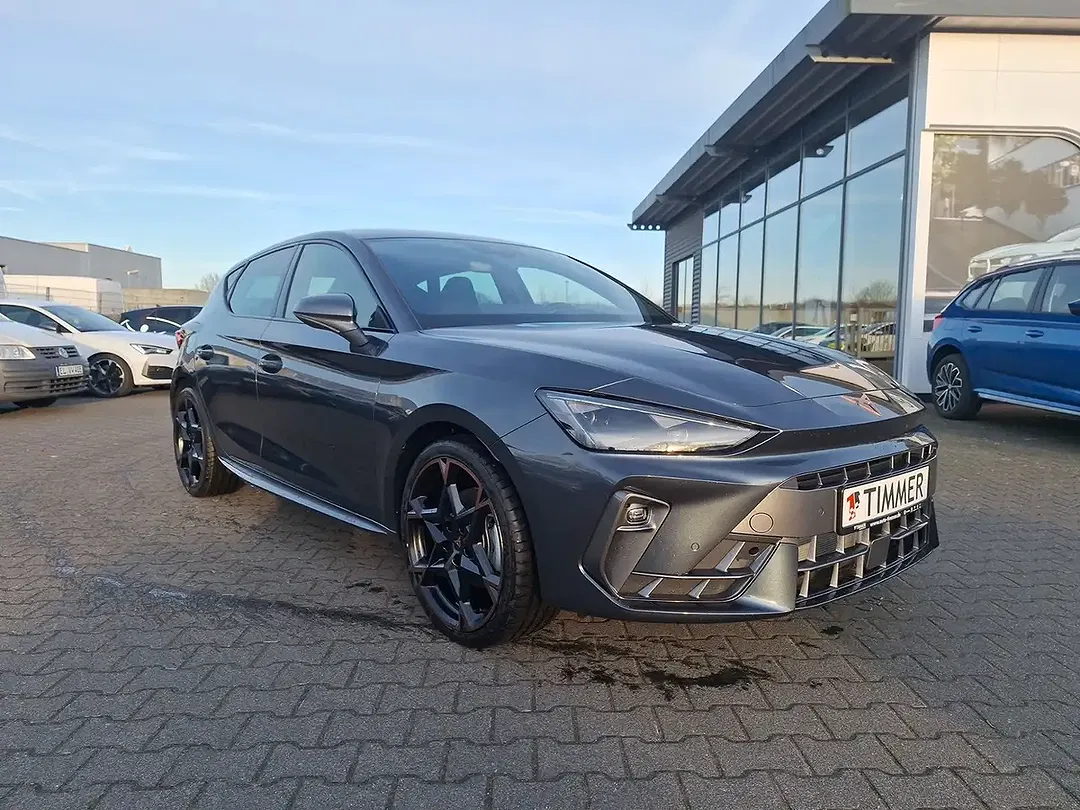 CUPRA Leon 1.5 eTSI DSG Matrix LED - Thumbnail 2