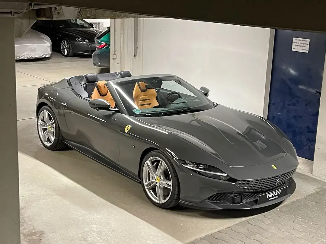 Ferrari Roma Spider - foto 1